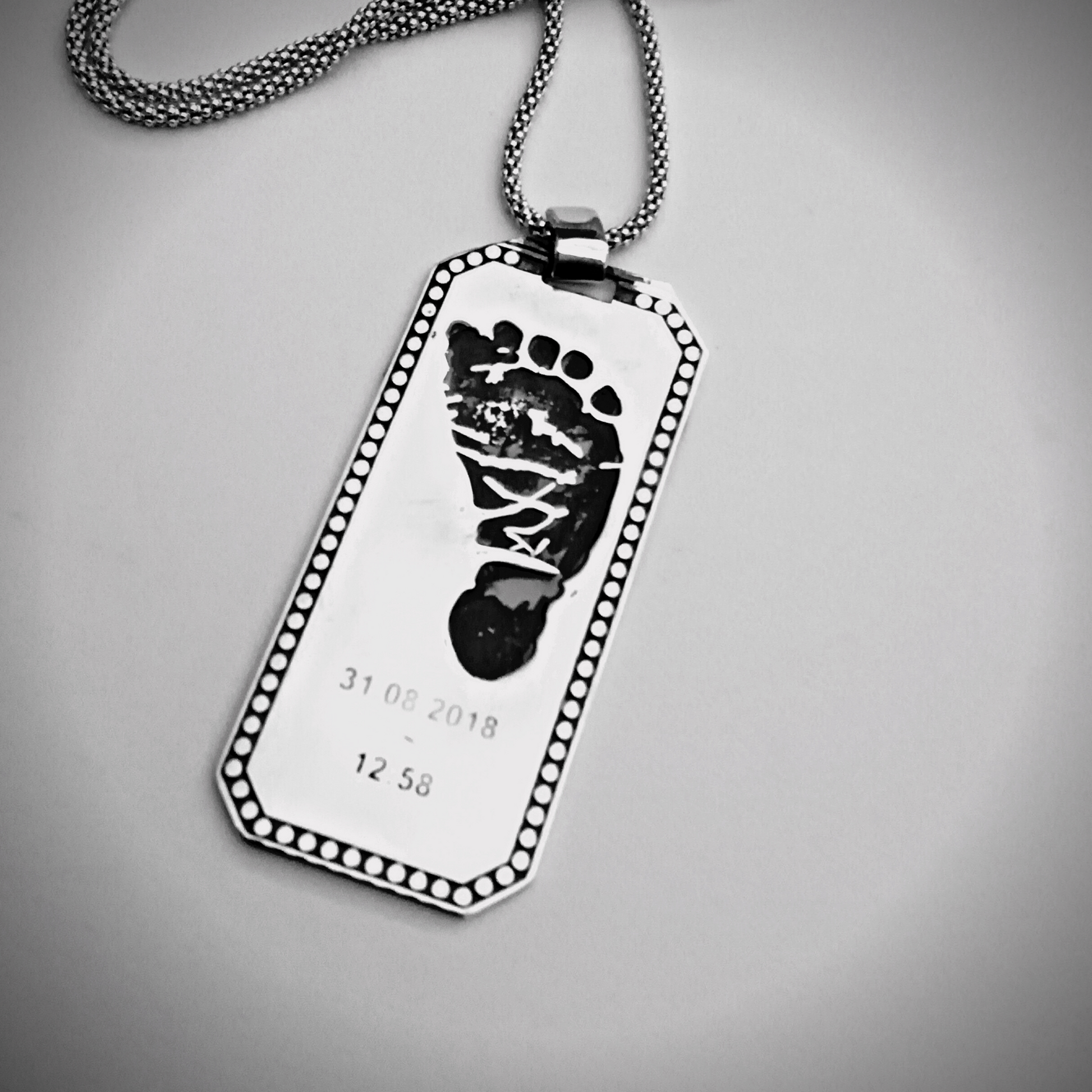 Gerçek Ayak izi Kolye , Bebek Ayak izi Kolye, babalar günü hediyesi | VoVeBoX